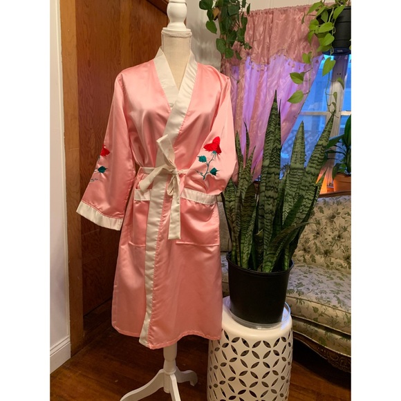 Vintage embroidered robe - Picture 2 of 2